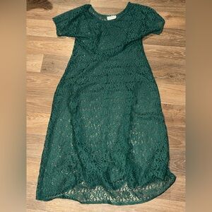 En Focus Short Dress with Green Lace Overlay Size 11